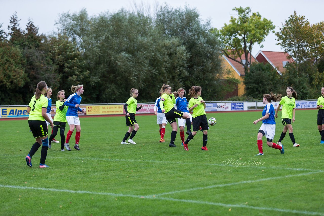 Bild 319 - B-Juniorinnen TSV Schoenberg - Holstein Kiel : Ergebnis: 0:23